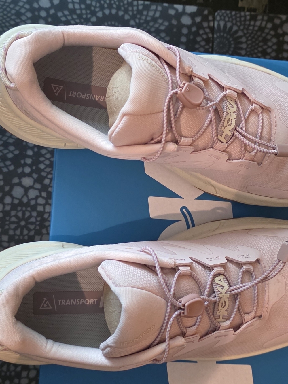 HOKA Women's Transport Sneaker 8.5 - Picture 8 of 8